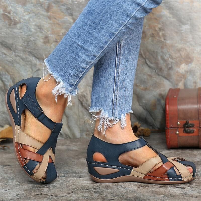 Gloria | Women's Adjustable Strap Closed Toe Sandals