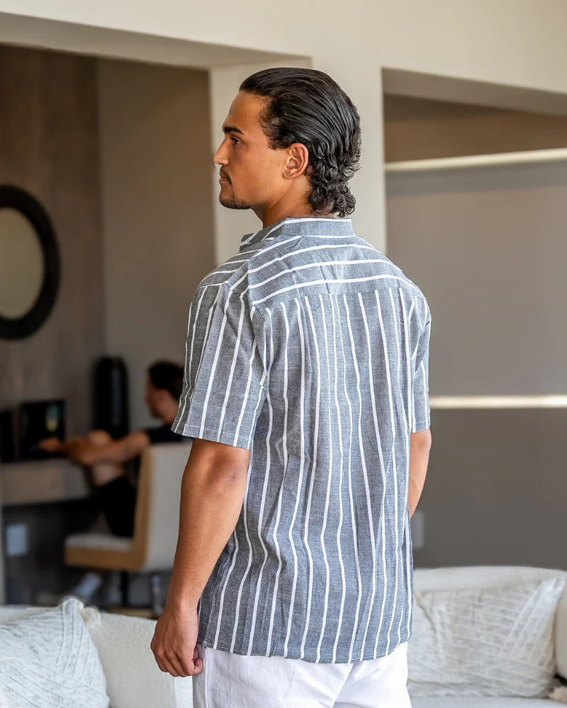 James | Men’s Vertical Stripe Mandarin Collar Henley Shirt