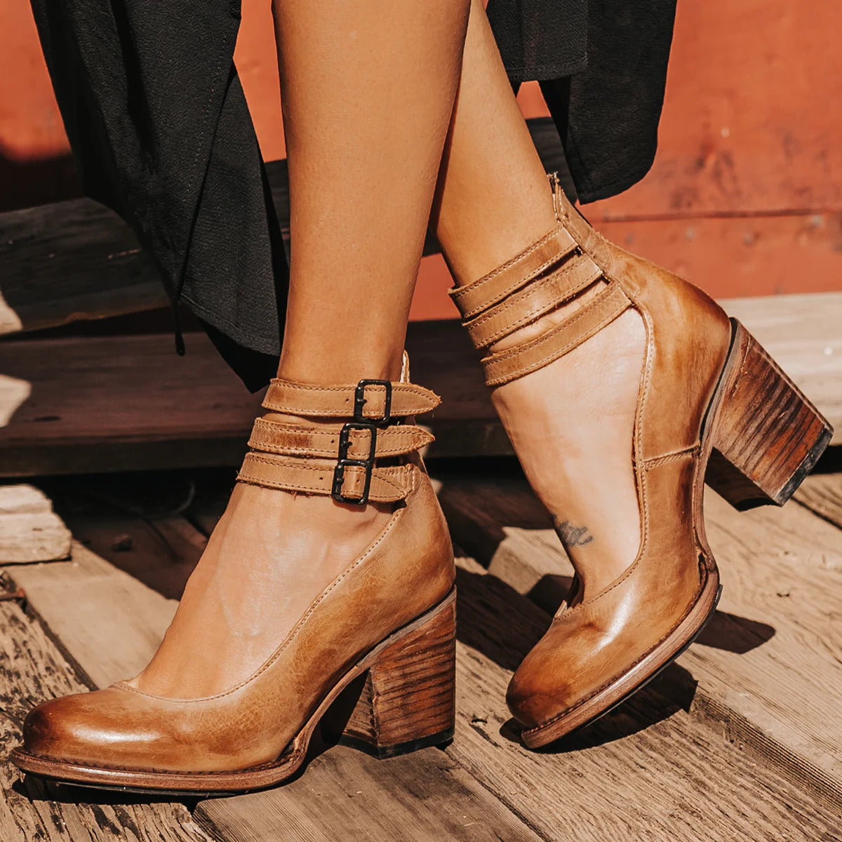 Linda | Women’s Closed Toe Block Heel Ankle Strap Sandals