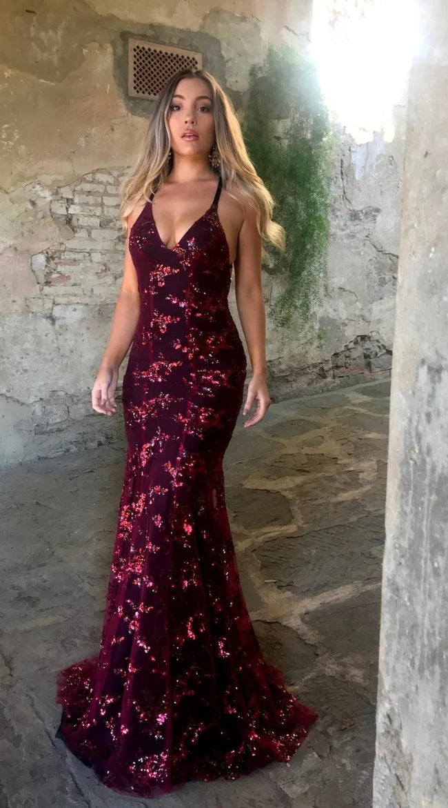 Linda | Women’s Open Back V-Neck Evening Maxi Dress