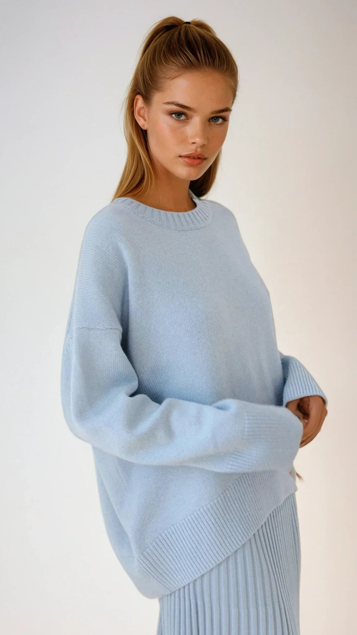 Lora | Women’s Oversized Crew Neck Long Sleeve Knit Sweater