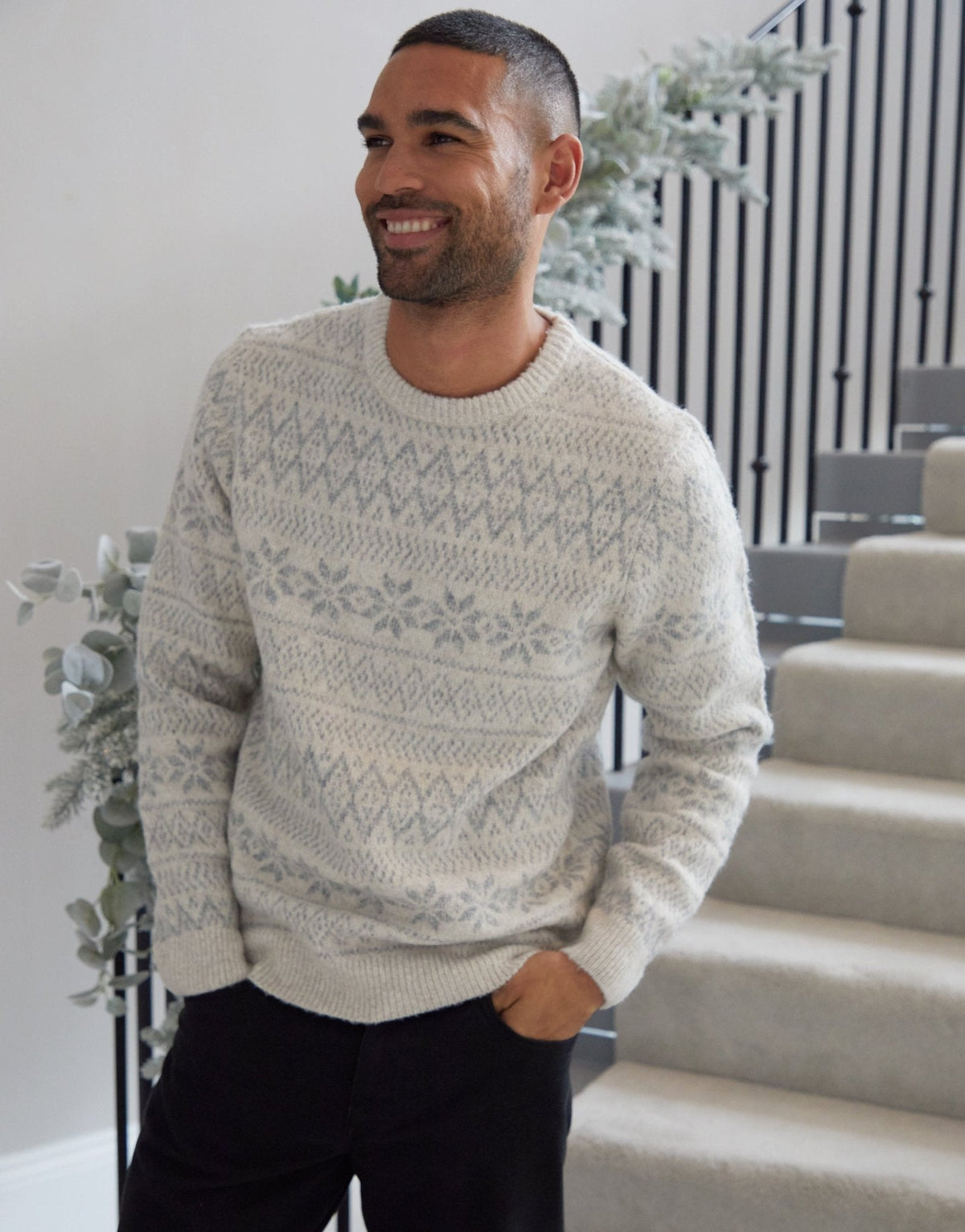Men's Fair Isle Snowflake Christmas Sweater Crew Neck