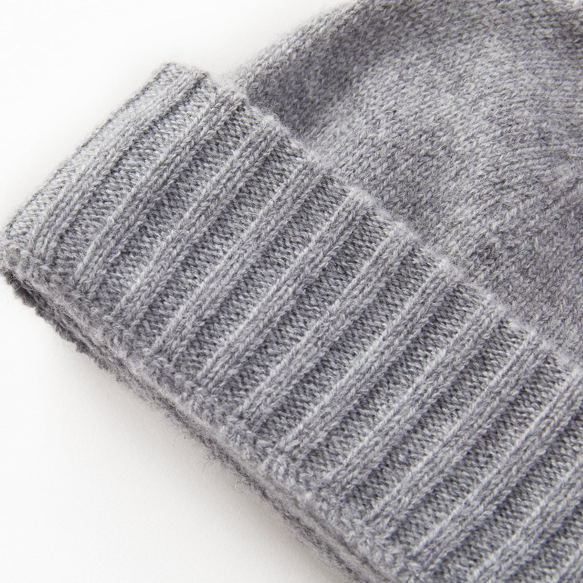 Men's Classic Knit Beanie with Ribbed Cuff