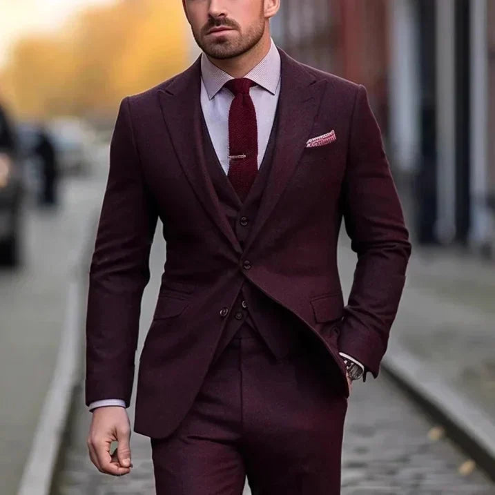 Men's Peak Lapel Slim Fit Three-Piece Formal Suit with Vest
