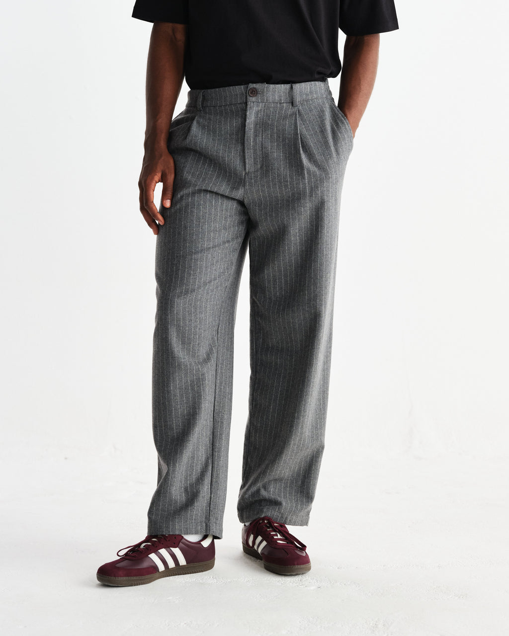 Men's Pinstripe Pleated Wool-Look Wide Leg Pants in Gray