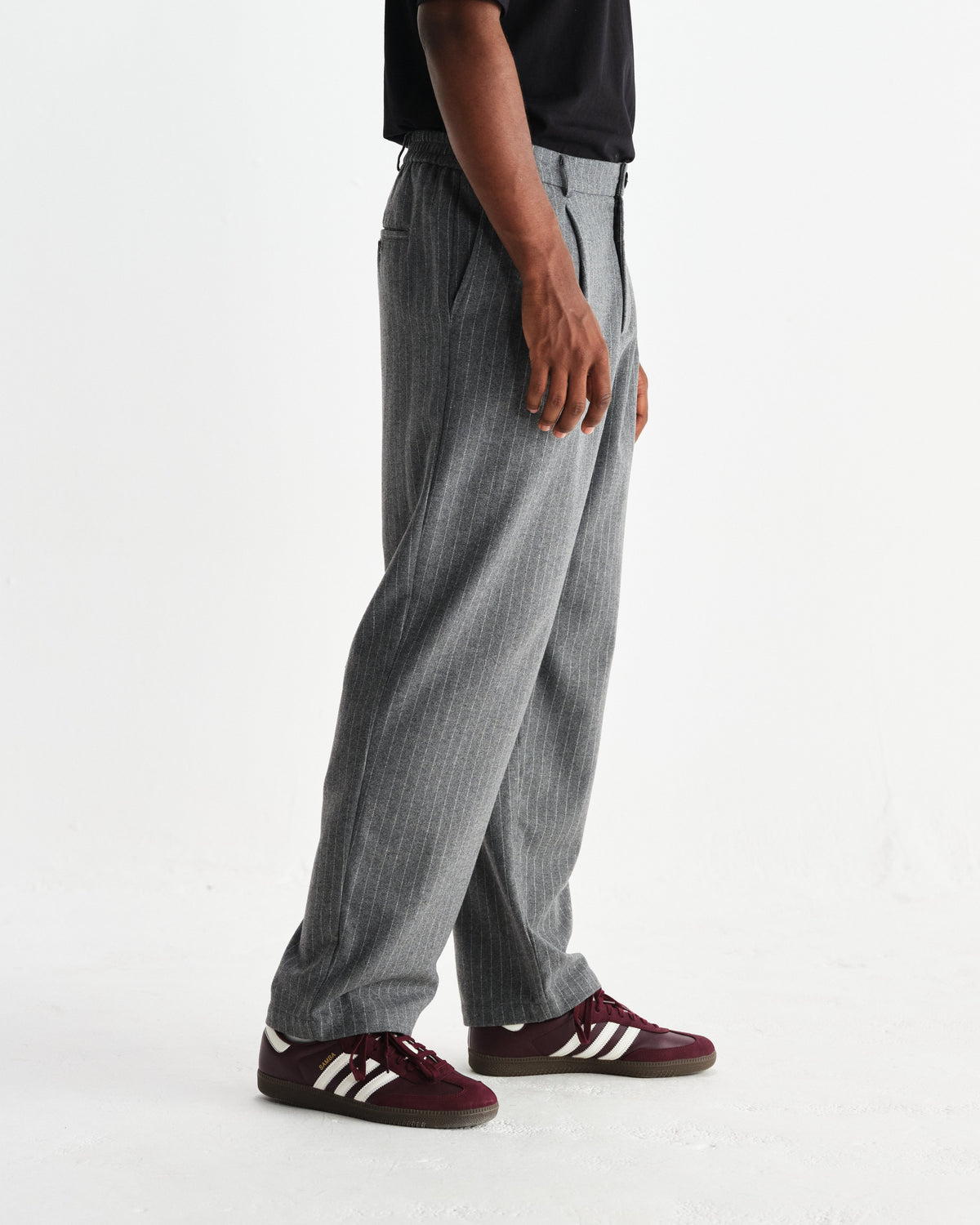 Men's Pinstripe Pleated Wool-Look Wide Leg Pants in Gray
