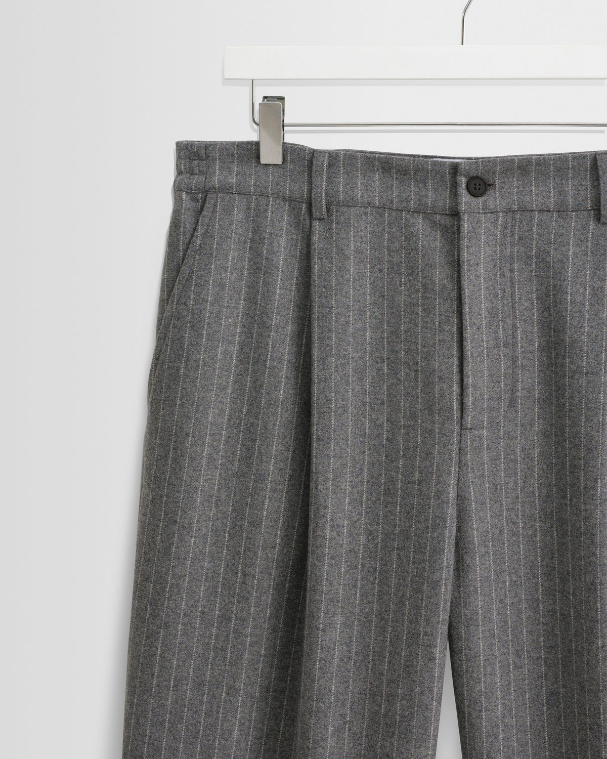 Men's Pinstripe Pleated Wool-Look Wide Leg Pants in Gray