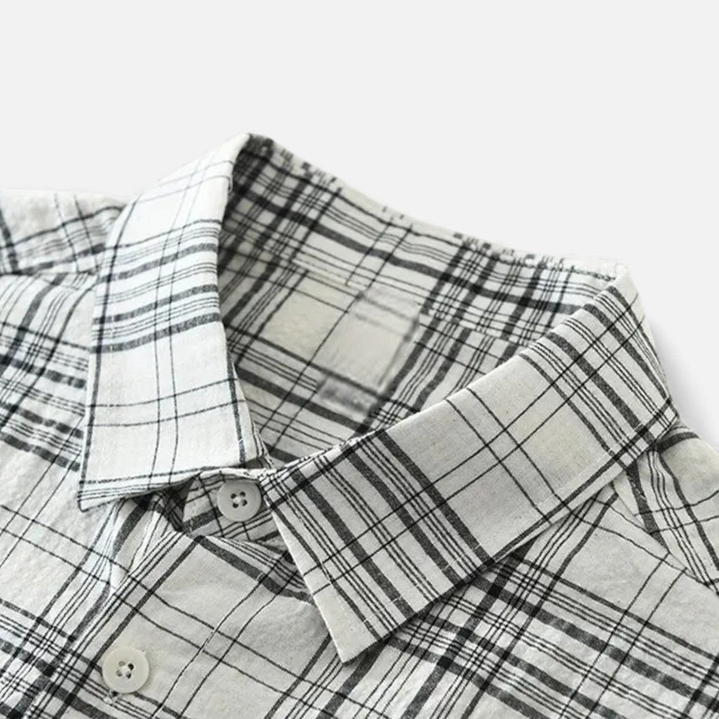 Men's Plaid Long Sleeve Shirt with Chest Pocket