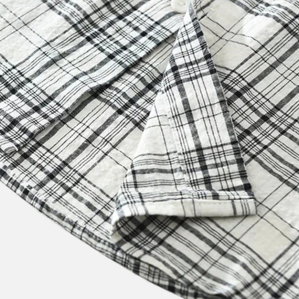 Men's Plaid Long Sleeve Shirt with Chest Pocket
