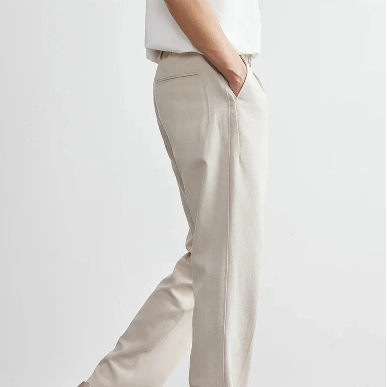 Men's Pleated Straight-Leg Pants