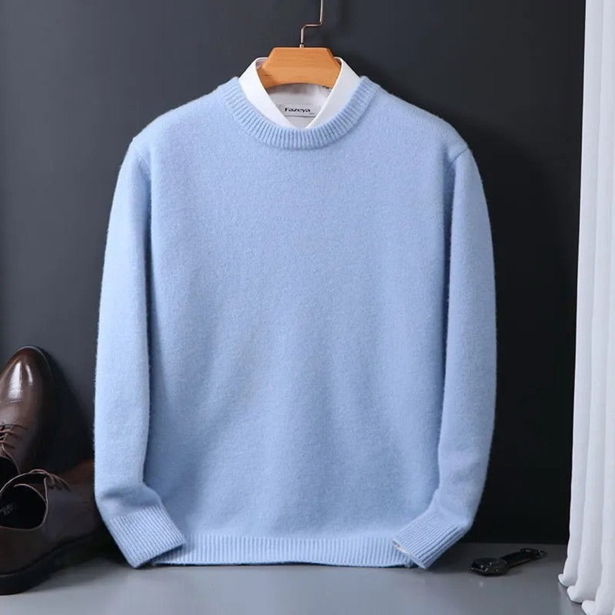 Men's Ribbed Trim Crew Neck Sweater