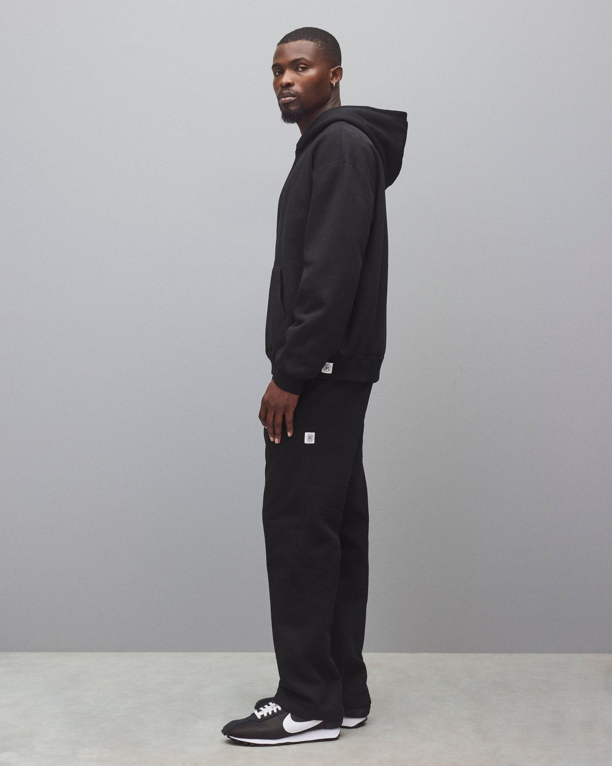 Men's Straight Leg Open Hem Sweatpants in Black