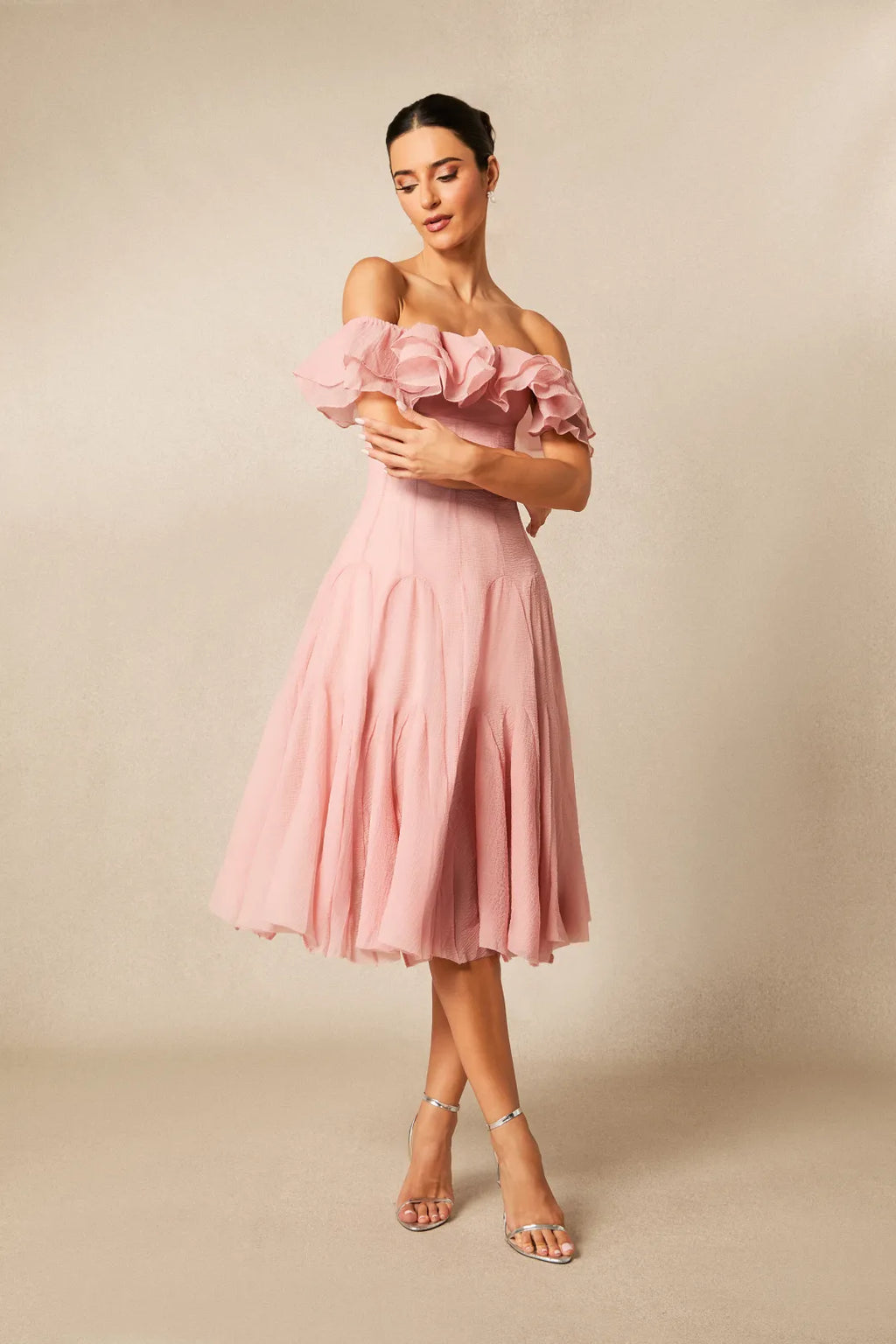 Noel | Women’s Off Shoulder Ruffled Tiered Flowy Midi Dress