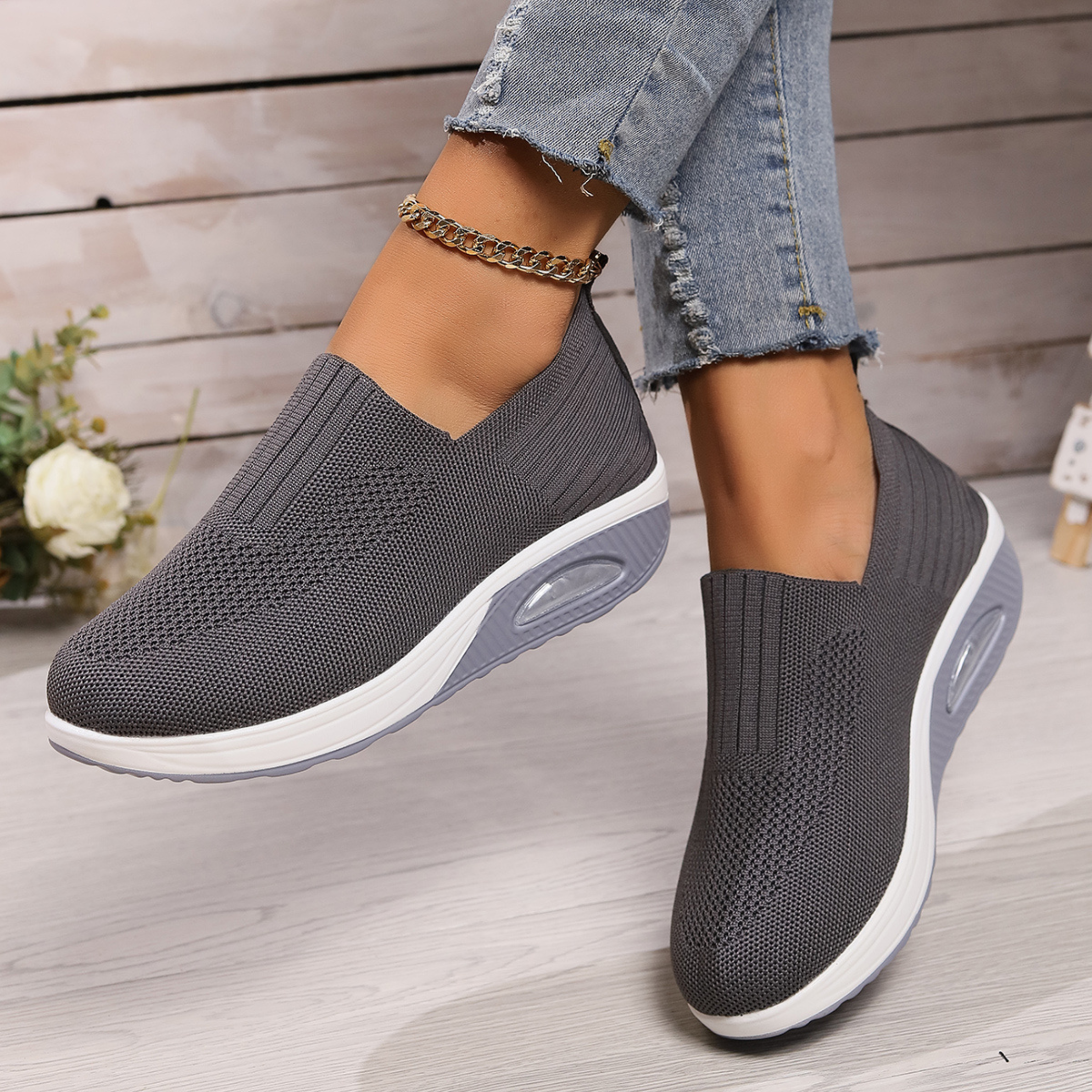 Stacey | Women’s Round Toe Slip On Sneakers
