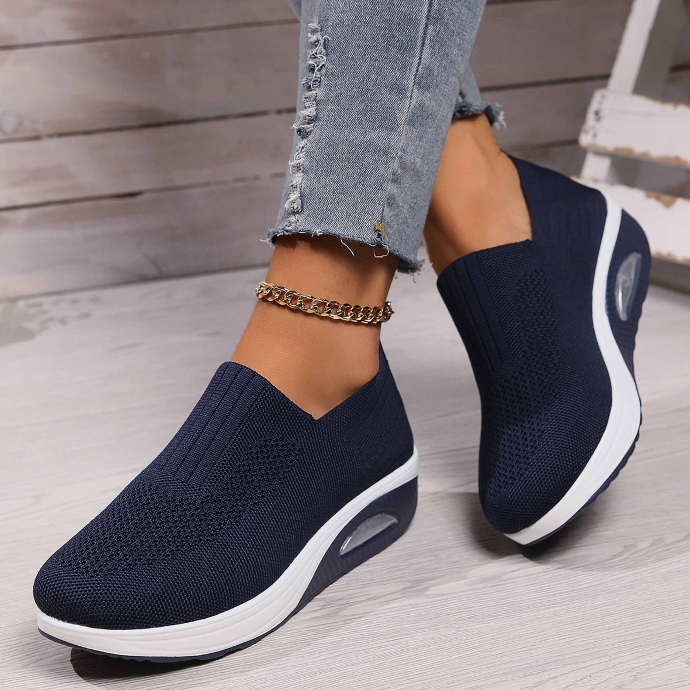 Stacey | Women’s Round Toe Slip On Sneakers