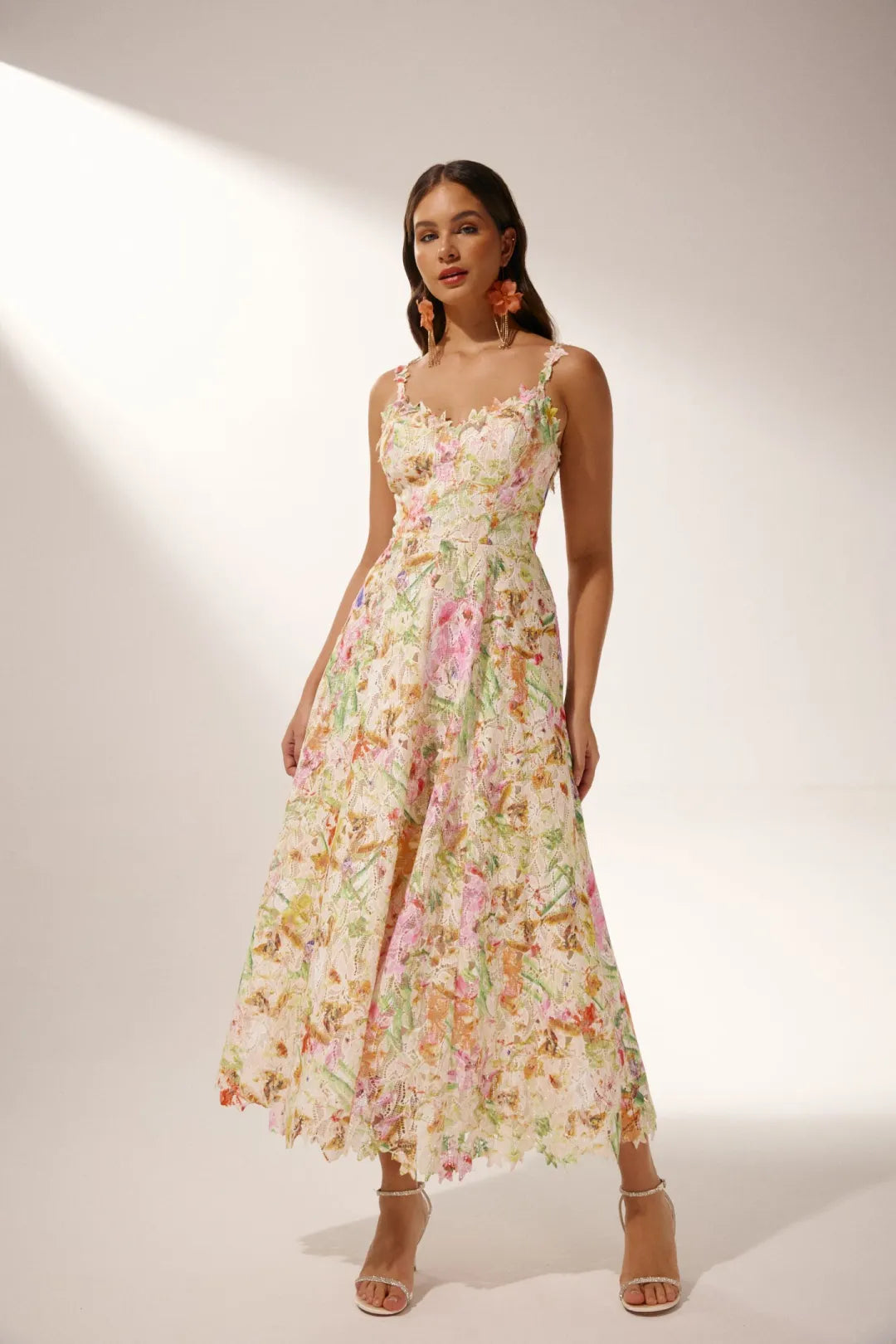 Tatum | Women’s Sweetheart Neck Floral Strappy Flowy Midi Dress