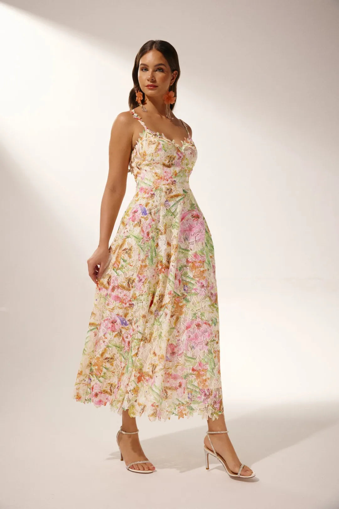 Tatum | Women’s Sweetheart Neck Floral Strappy Flowy Midi Dress