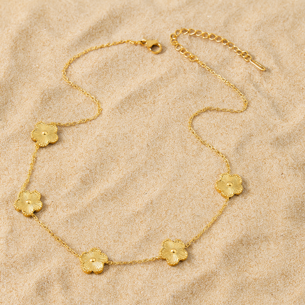 Women's Gold-Tone Clover Station Necklace