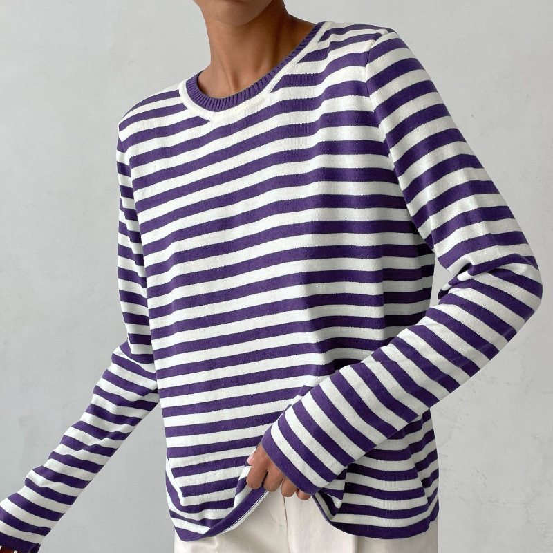 Women's Long-Sleeve Striped Crew-Neck Sweatshirt