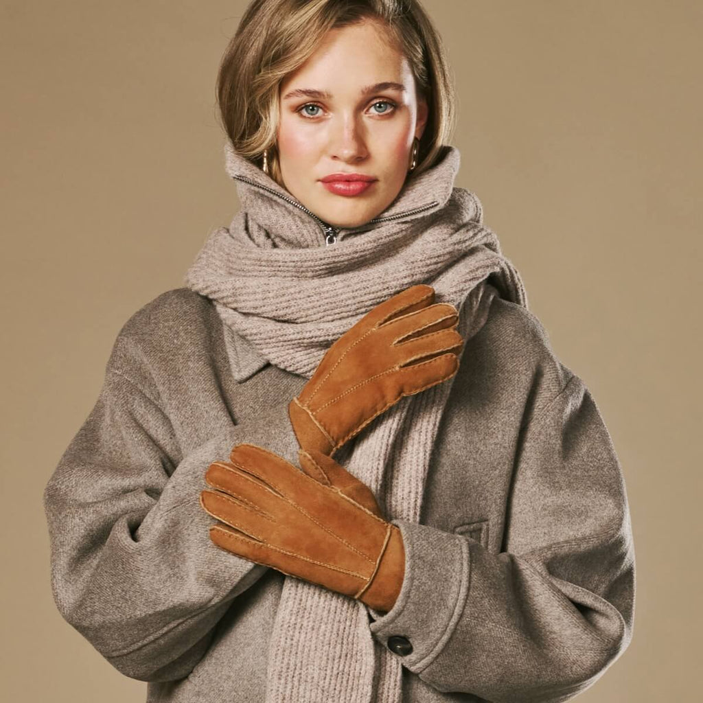 Women's Topstitched Faux Shearling Winter Gloves