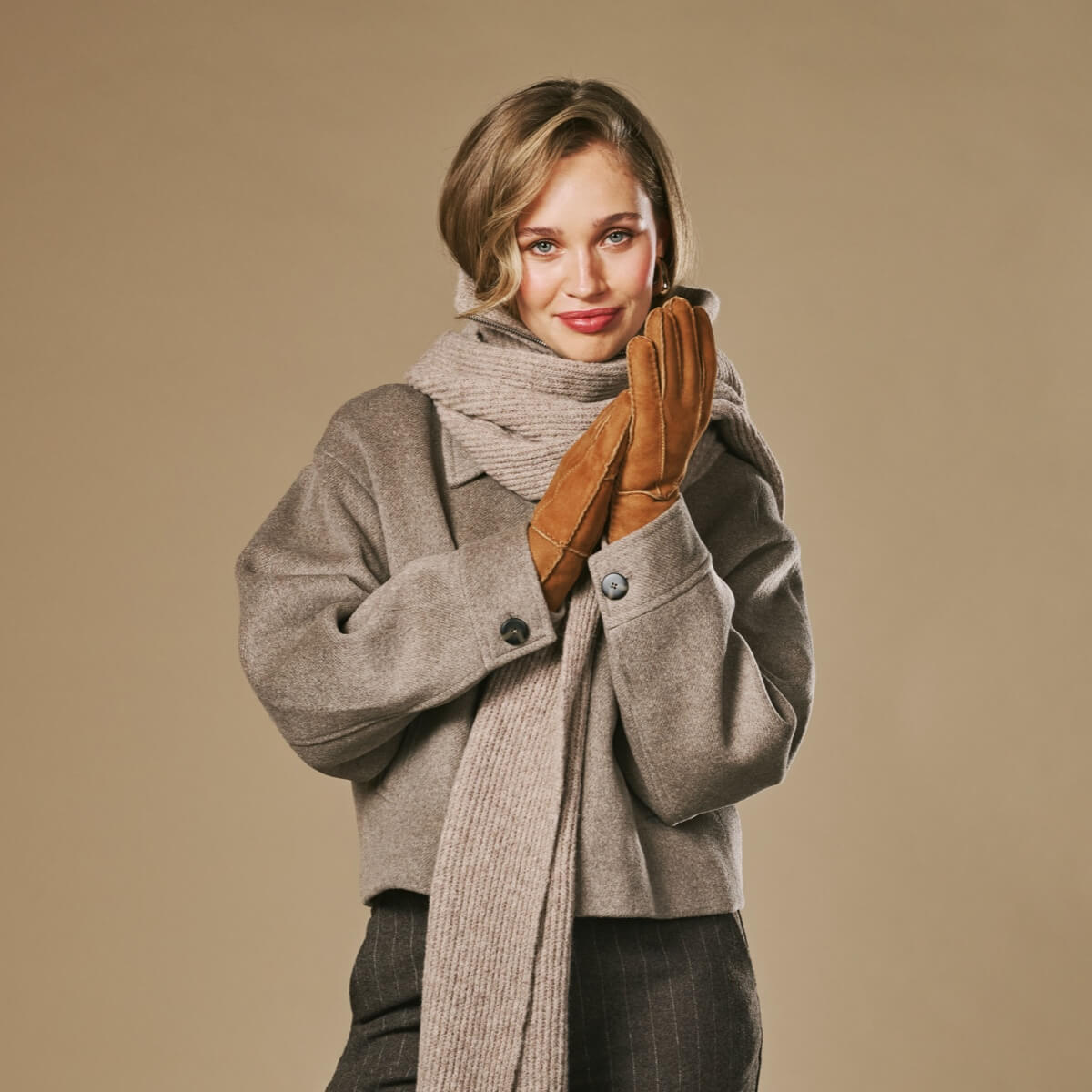 Women's Topstitched Faux Shearling Winter Gloves