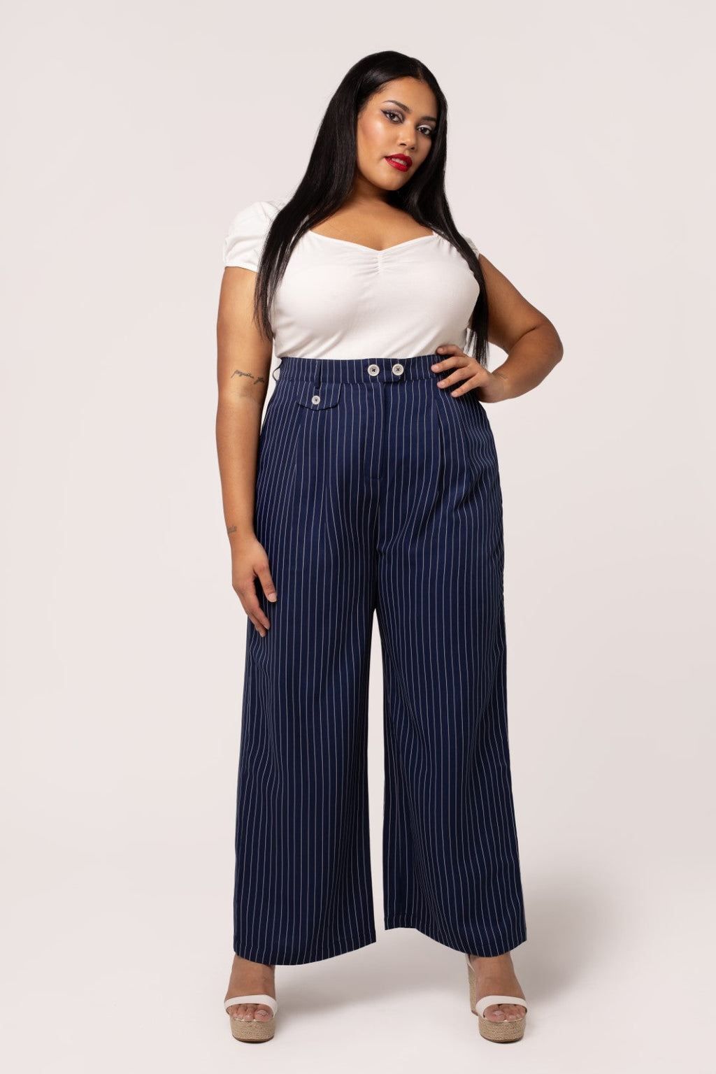 Women's Retro Pinstripe Pleated Wide Leg Pants in Navy