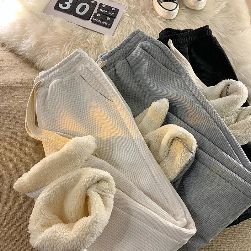 Women's Fleece Lined Straight-Leg Sweatpants
