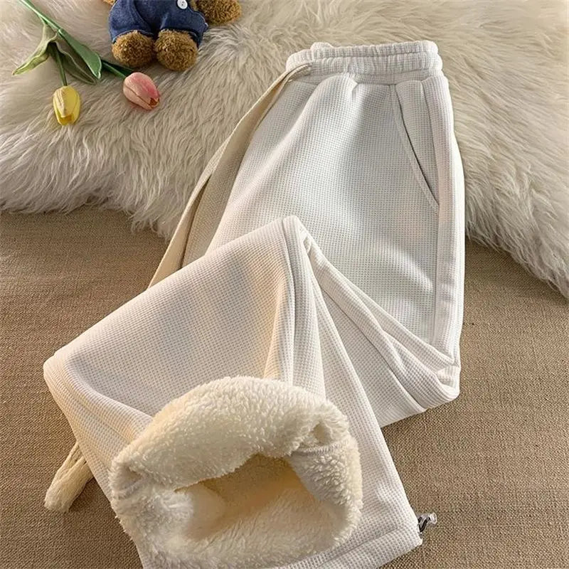 Women's Fleece Lined Straight-Leg Sweatpants