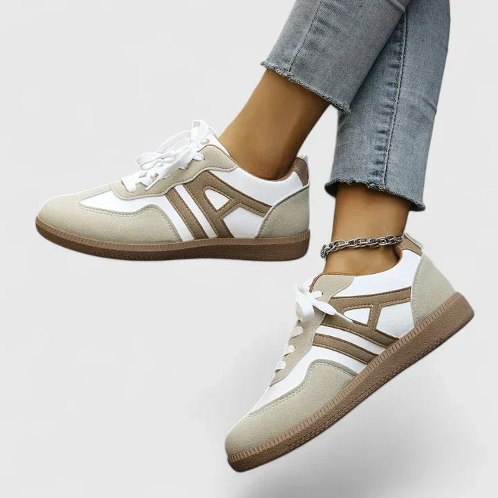 Women's Retro Court Sneakers in Beige