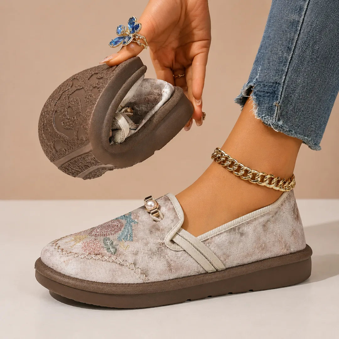 Zelda | Women’s Slip On Closed Toe Low Top Sneakers