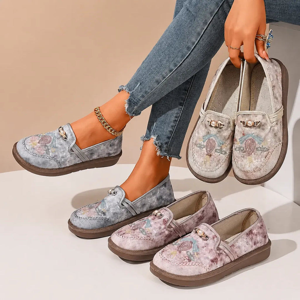 Zelda | Women’s Slip On Closed Toe Low Top Sneakers
